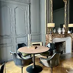 Luxueux 2 Pieces 65m2 Particulier Xvii Ieme Siecle-centre Historique *