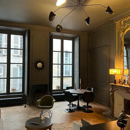 Luxueux 2 Pieces 65m2 Particulier Xvii Ieme Siecle-centre Historique Διαμέρισμα *