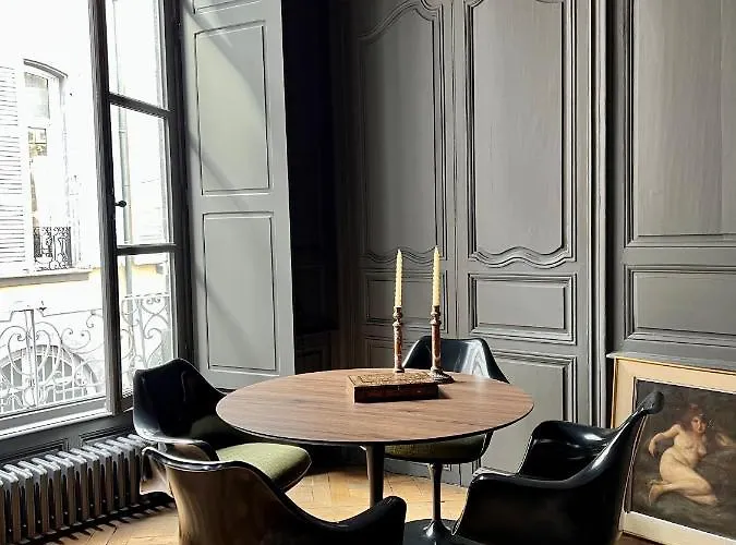 Apartament Luxueux 2 Pieces 65m2 Particulier Xvii Ieme Siecle-centre Historique