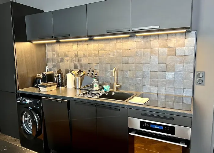 Luxueux 2 Pieces 65m2 Particulier Xvii Ieme Siecle-centre Historique